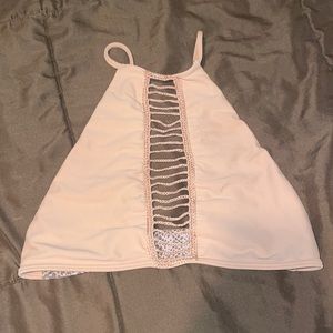 Acacia swim top size small